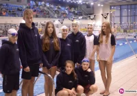 Przedświąteczna rywalizacja na pływalni - zdjęcie główne