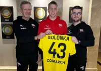 Konrad Golonka w kadrze meczowej inauguracji sezonu Ekstraklasy: Lech - Cracovia - zdjęcie główne