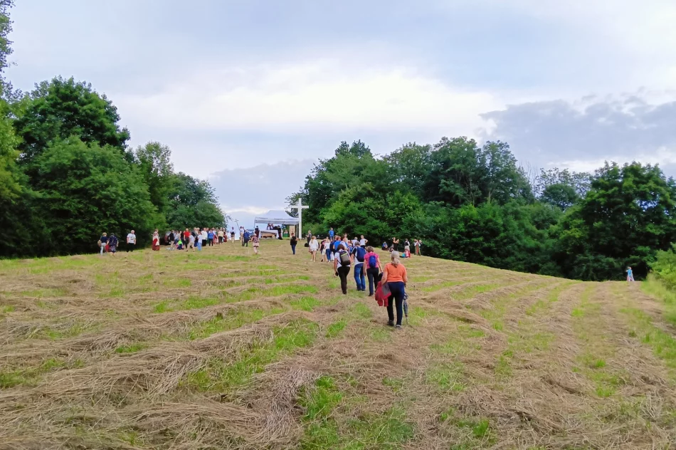Msza św. na wzgórzu Grunwald odprawiona w rocznicę bitwy - zdjęcie 20