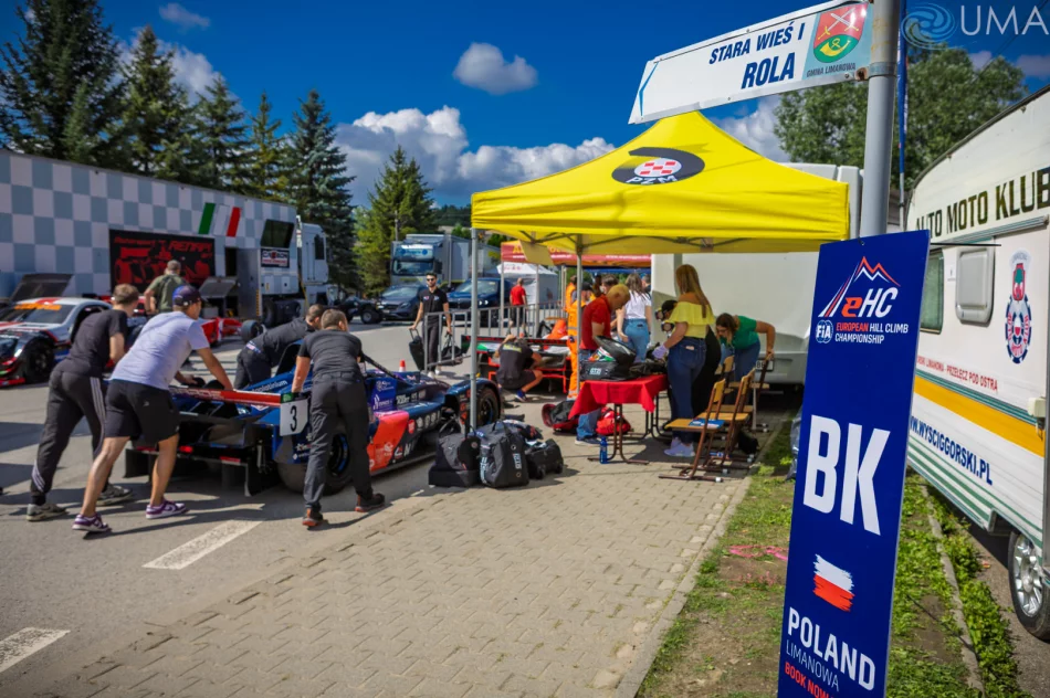 115 kierowców na starcie wyścigu górskiego w Limanowej - zdjęcie 3