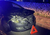 Samochód wypadł z drogi i dachował - zdjęcie główne