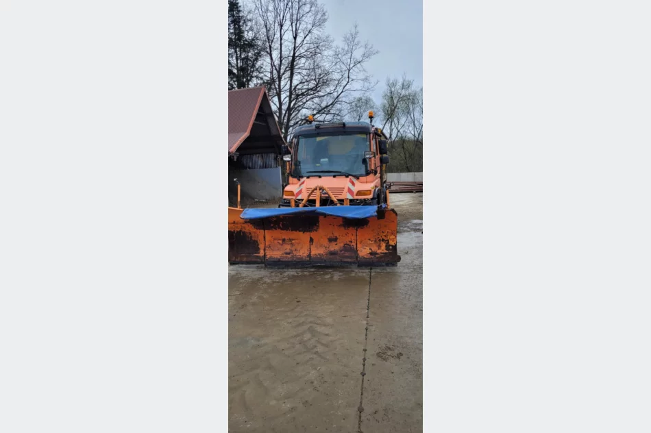Sprzedaż pojazdu komunalnego DAIMLER BENZ UNIMOG 405/12 - zdjęcie 15