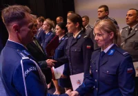 Święto policji: awanse, wyróżnienia i jubileusz kobiet - zdjęcie główne