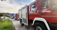 Pożar garażu: ogień objął zaparkowany samochód i dwa motocykle - zdjęcie 2