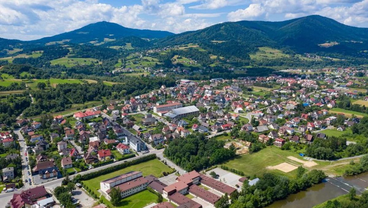 Mszana Dolna z lotu ptaka/fot.: UM Mszana Dolna