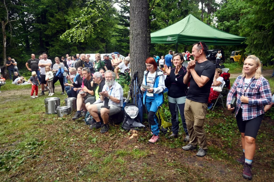 Odkryj Beskid Wyspowy 2025 na szczycie Kiczory! Kolejne udane spotkanie miłośników gór! - zdjęcie 5