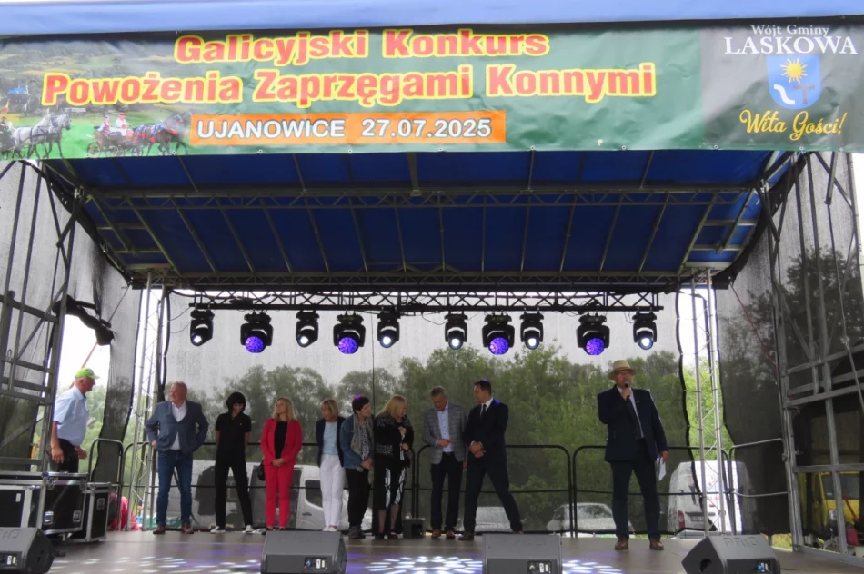 35 zaprzęgów w galicyjskim konkursie powożenia (ZDJĘCIA) - zdjęcie 2