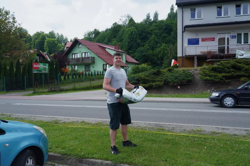 Mieszkańcy wzięli się za poprawę estetyki - zdjęcie 13