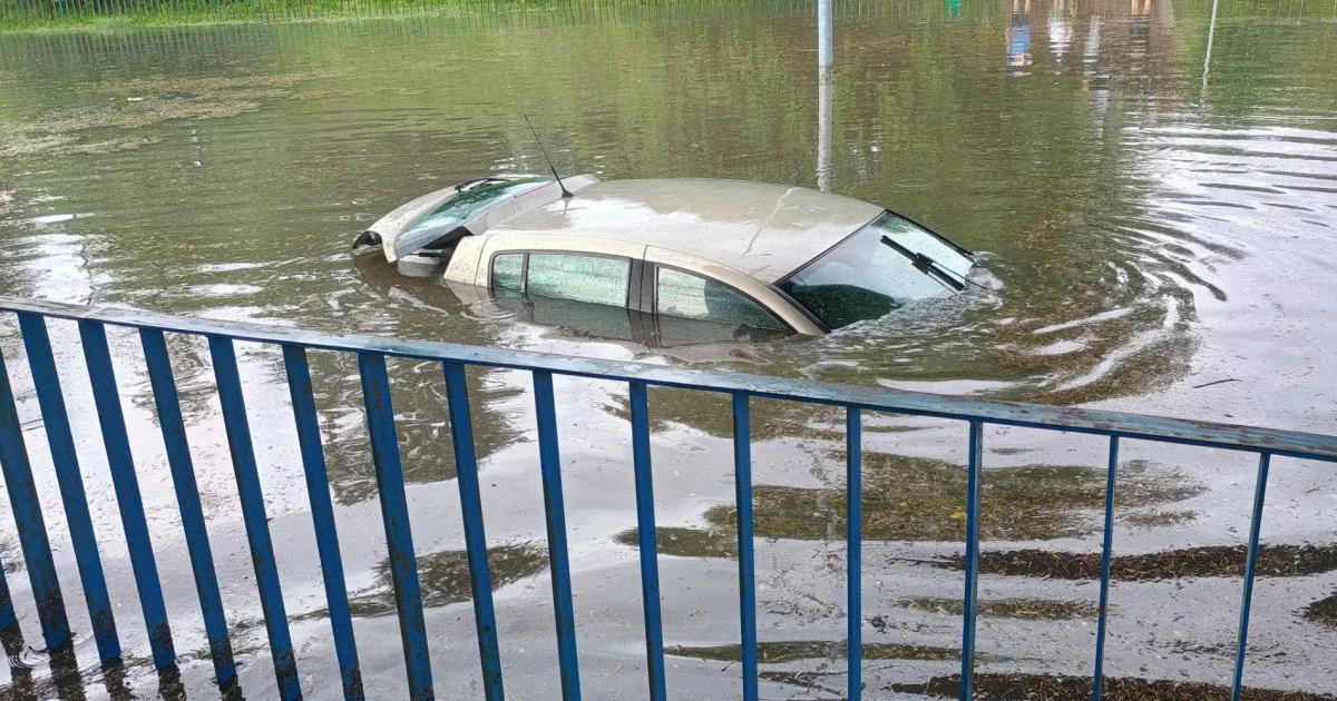 Powodzie błyskawiczne powodują, iż z niepozornej rzeczki robi się piekło