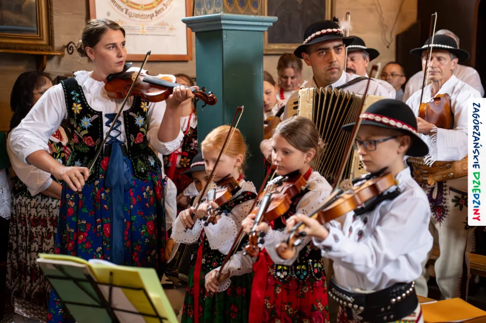 Mimo deszczu regionalna Eucharystia przyciągnęła wiernych (ZDJĘCIA) - zdjęcie 7