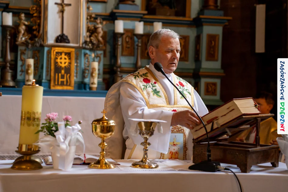 Mimo deszczu regionalna Eucharystia przyciągnęła wiernych (ZDJĘCIA) - zdjęcie 16