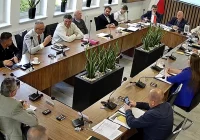 Radny domaga się przeprosin. Padły oskarżenia o seksizm - zdjęcie główne