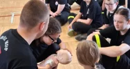Wakacyjna wizyta młodzieży w limanowskiej straży pożarnej - zdjęcie 3