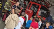Wakacyjna wizyta młodzieży w limanowskiej straży pożarnej - zdjęcie 5