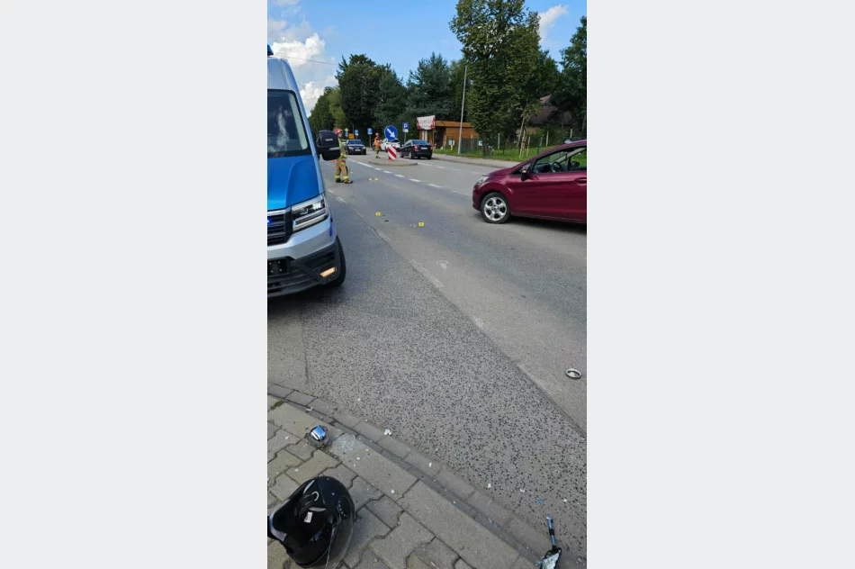 Zderzenie samochodu i motocykla na DK 28 - zdjęcie 3