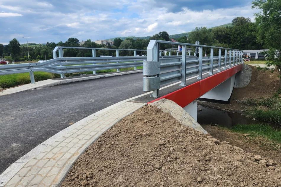  Zakończono remont mostu i odcinka drogi - zdjęcie 2