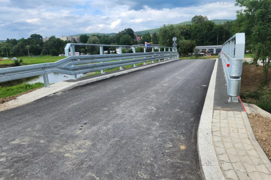  Zakończono remont mostu i odcinka drogi - zdjęcie 3