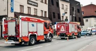 Samochód uderzył w słup energetyczny - zdjęcie 5