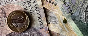 Jak inwestować małe kwoty i nie narażać domowego budżetu? Praktyczny poradnik - zdjęcie główne