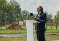 „Historia próbuje otwierać dawno zamknięte drzwi” - zdjęcie główne