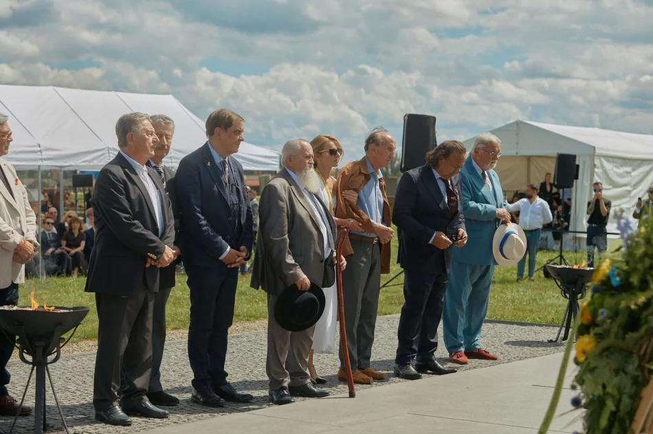 „Historia próbuje otwierać dawno zamknięte drzwi” - zdjęcie 13