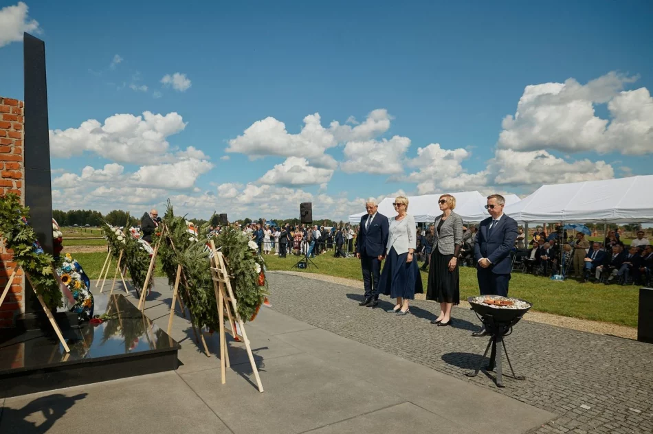 „Historia próbuje otwierać dawno zamknięte drzwi” - zdjęcie 16