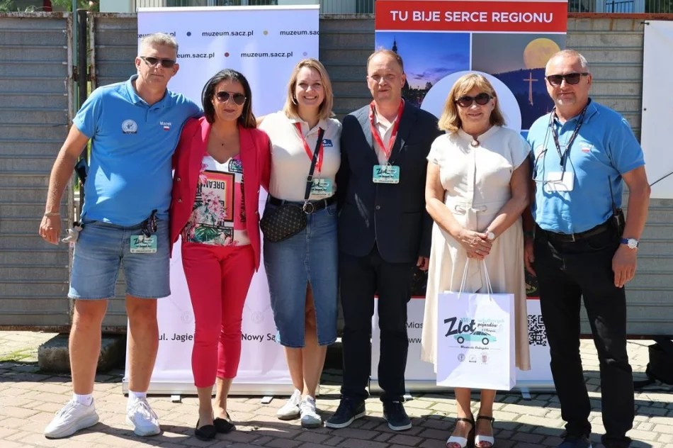 Zabytkowe pojazdy na ulicach Limanowszczyzny (ZDJĘCIA) - zdjęcie 17
