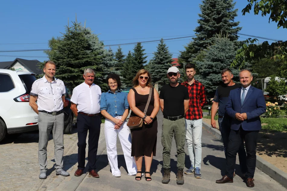 Odbiór zmodernizowanych odcinków dróg w Starej Wsi - zdjęcie 8