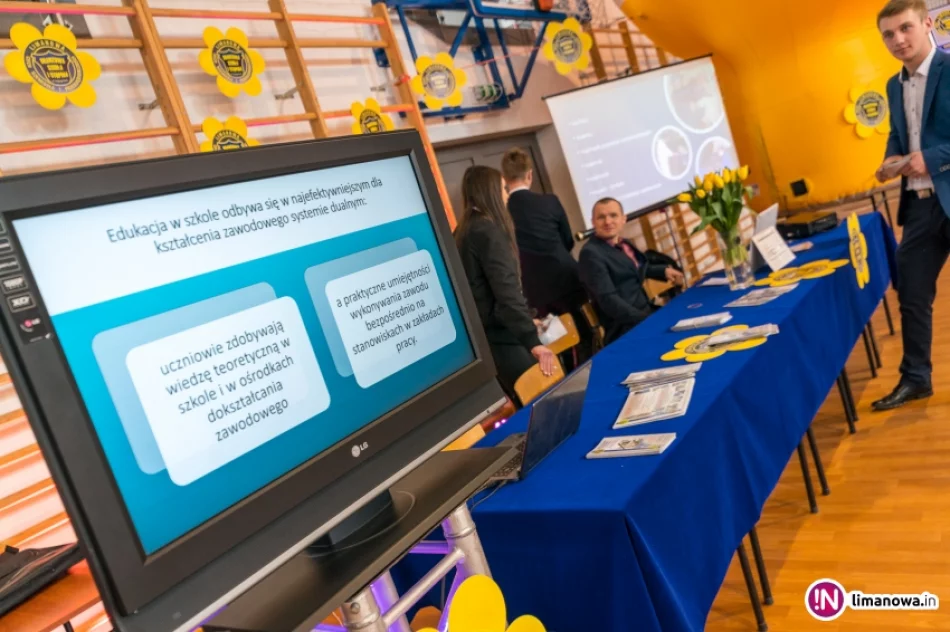 Targi Edukacyjne 2018 - I LO im. Orkana w Limanowej - zdjęcie 12