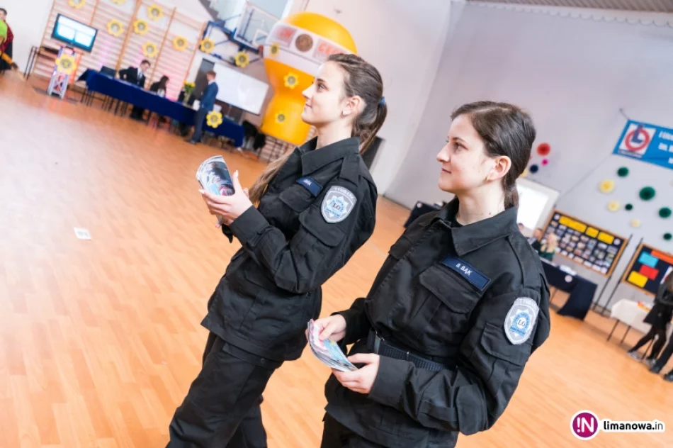 Targi Edukacyjne 2018 - I LO im. Orkana w Limanowej - zdjęcie 17