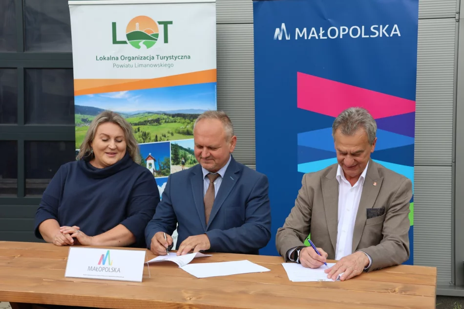 Miasto Limanowa otrzymało dwie stacje naprawy rowerów, w ramach realizowanego przez LOT Powiatu Limanowskiego projektu! - zdjęcie 20