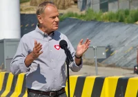 Premier Tusk wspominał swoją wcześniejszą wizytę po osuwisku - zdjęcie główne