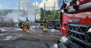 Pożar przyczepy ciężarówki na drodze wojewódzkiej - zdjęcie 4