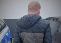 Zgłosił się w innej sprawie. Był... poszukiwany, więc został zatrzymany - zdjęcie główne