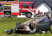 36-latka miała blisko 3 promile - doprowadziła do dachowania - zdjęcie główne