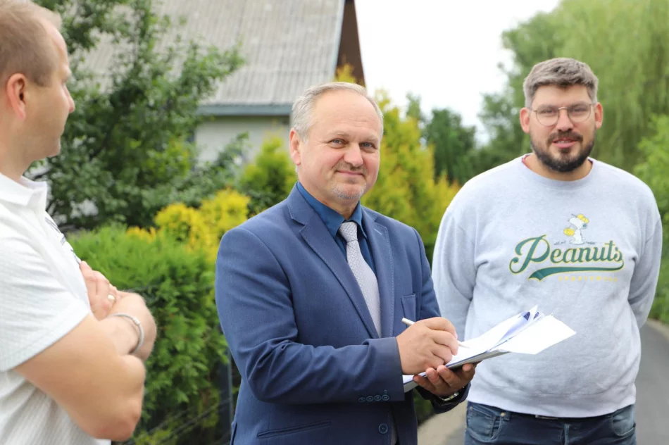 Odebrano kolejne odcinki zmodernizowanych dróg - zdjęcie 15