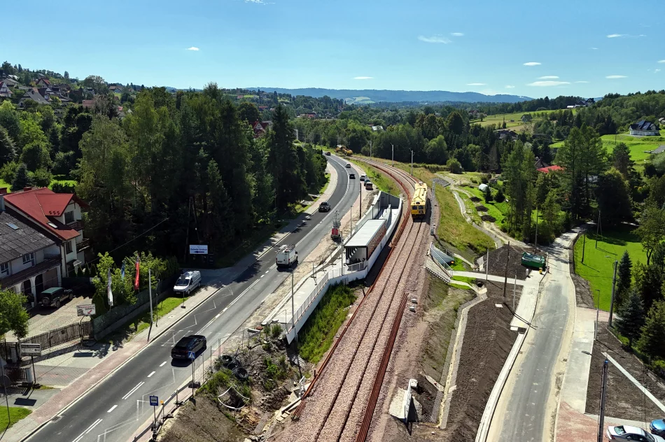 Pierwsze pociągi na zmodernizowanym odcinku linii kolejowej  - zdjęcie 6