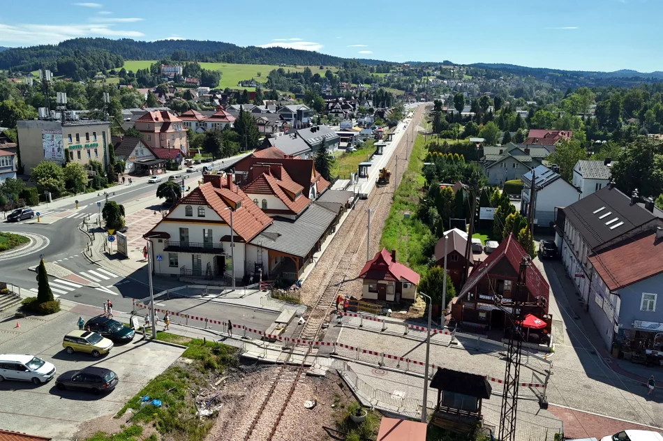 Pierwsze pociągi na zmodernizowanym odcinku linii kolejowej  - zdjęcie 10
