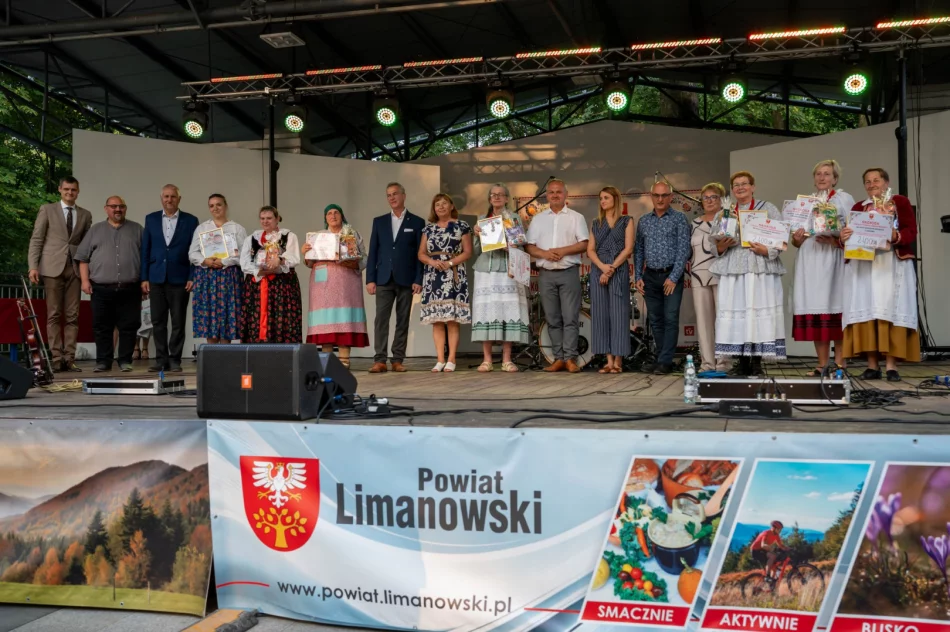 Przegląd dorobku artystycznego i kulinarnego KGW (ZDJĘCIA) - zdjęcie 11