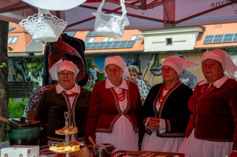 Przegląd dorobku artystycznego i kulinarnego KGW (ZDJĘCIA) - zdjęcie 15