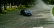 Mandat za drift na leśnym parkingu - zdjęcie 2