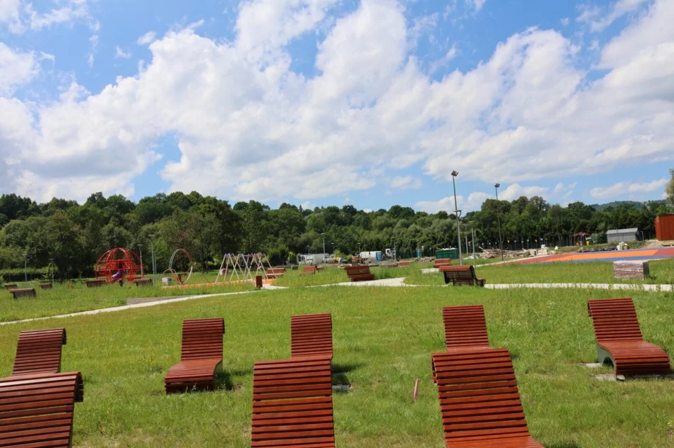 Burmistrz sprawdziła postępy budowy kompleksu rekreacyjnego - zdjęcie 4