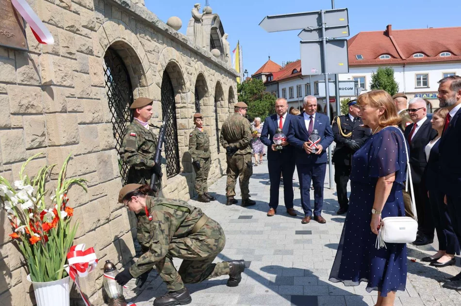 Obchody Święta Wojska Polskiego (ZDJĘCIA) - zdjęcie 5