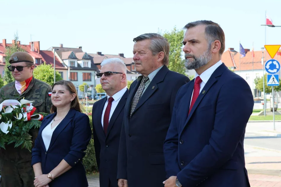 Obchody Święta Wojska Polskiego (ZDJĘCIA) - zdjęcie 19