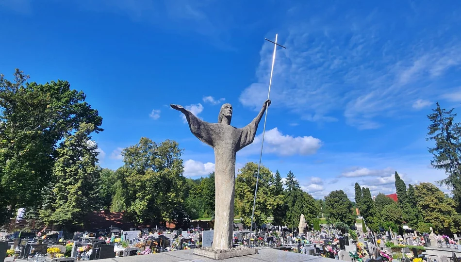 1 listopada w Kościele katolickim przypada uroczystość Wszystkich Świętych - zdjęcie 1