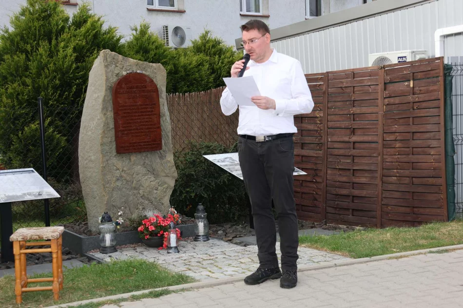  18 sierpnia odbyły się obchody 83. rocznicy likwidacji getta w Limanowej i zagłady Żydów limanowskich - zdjęcie 3