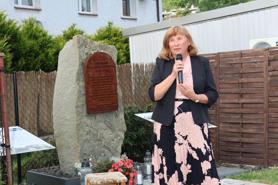  18 sierpnia odbyły się obchody 83. rocznicy likwidacji getta w Limanowej i zagłady Żydów limanowskich - zdjęcie 16