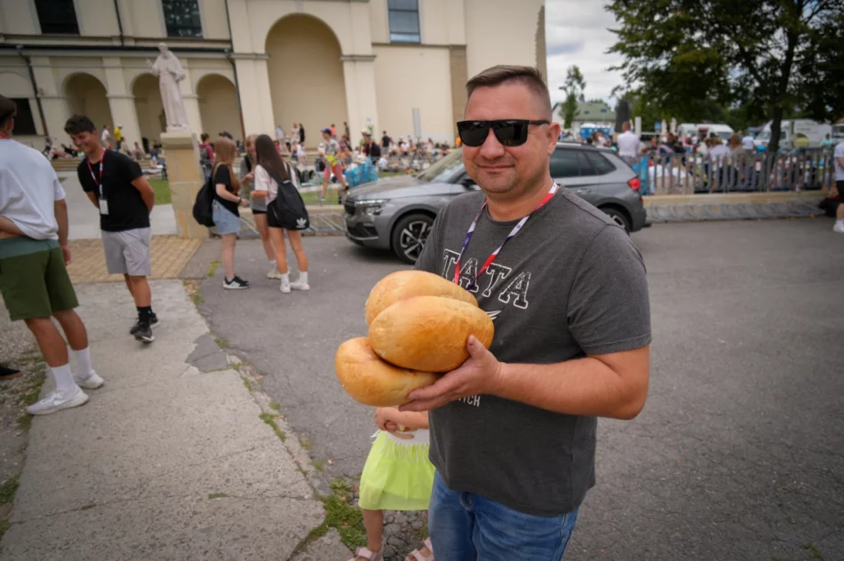 Drugi dzień pielgrzymki poświęcony rodzinom - zdjęcie 10