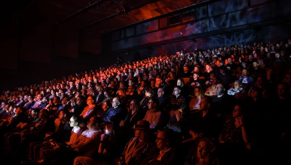 Niemal 70 proc. Polaków było w tym roku na koncercie, 51 proc. w kinie, a blisko 29 proc. w teatrze - zdjęcie 1