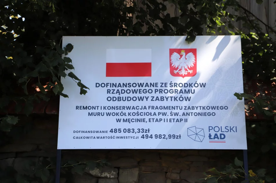 Remonty murów przy zabytkowych kościołach w Męcinie i Pisarzowej zakończone - zdjęcie 5